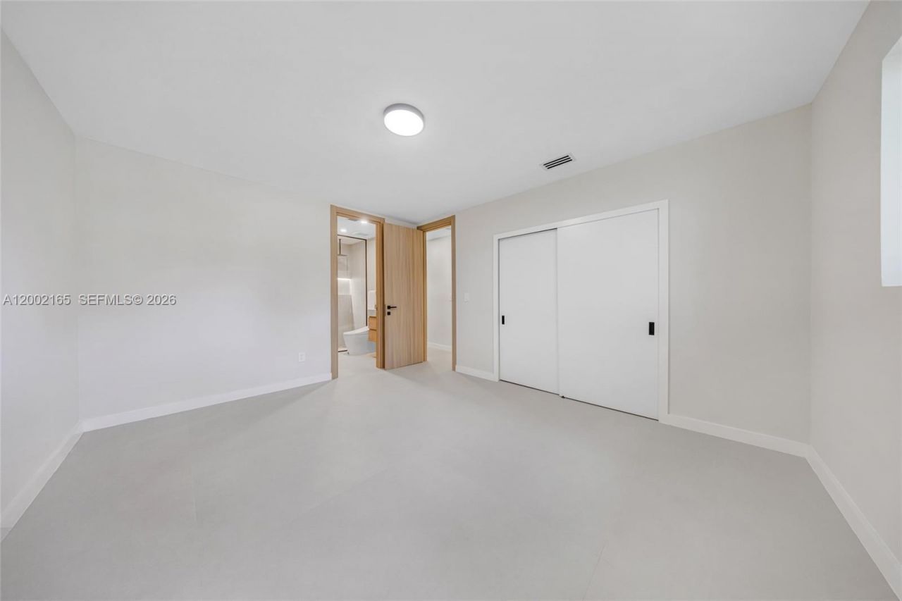 8230 SW 150th Dr, Palmetto Bay, FL 33158 Photo