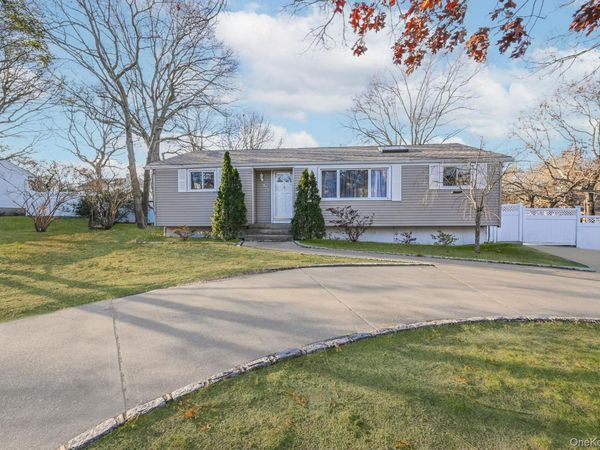 172 Horseblock Road , Centereach, NY 11720