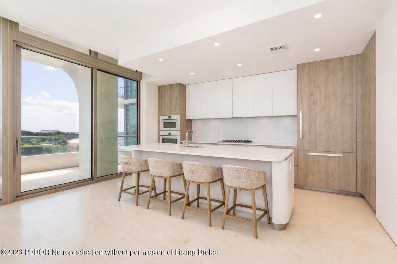 200 Arkona Court, Unit 504, West Palm Beach, FL 33401 Photo