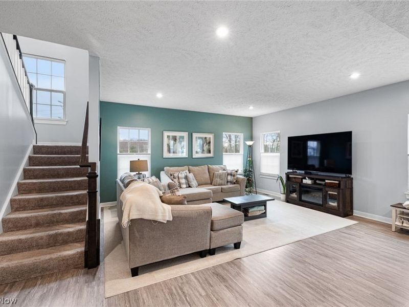 4955 Clifton Mill Drive, North Ridgeville, OH 44039 Photo 12