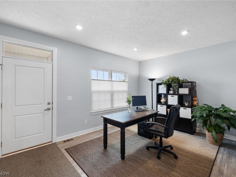 4955 Clifton Mill Drive, North Ridgeville, OH 44039 Photo 2