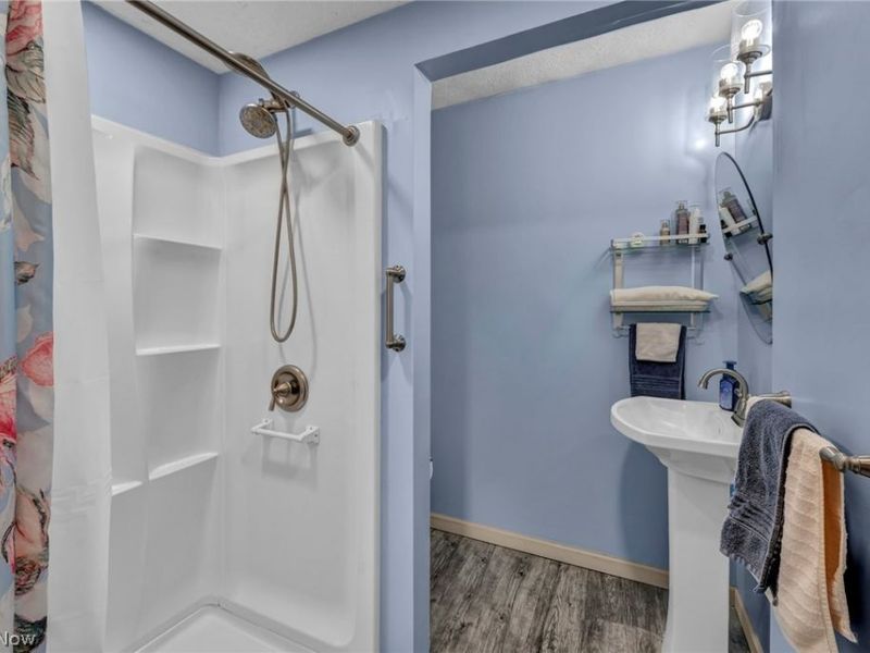 2902 Marmore Avenue, Parma, OH 44134 Photo 14