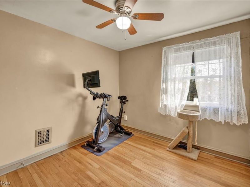 2902 Marmore Avenue, Parma, OH 44134 Photo 21