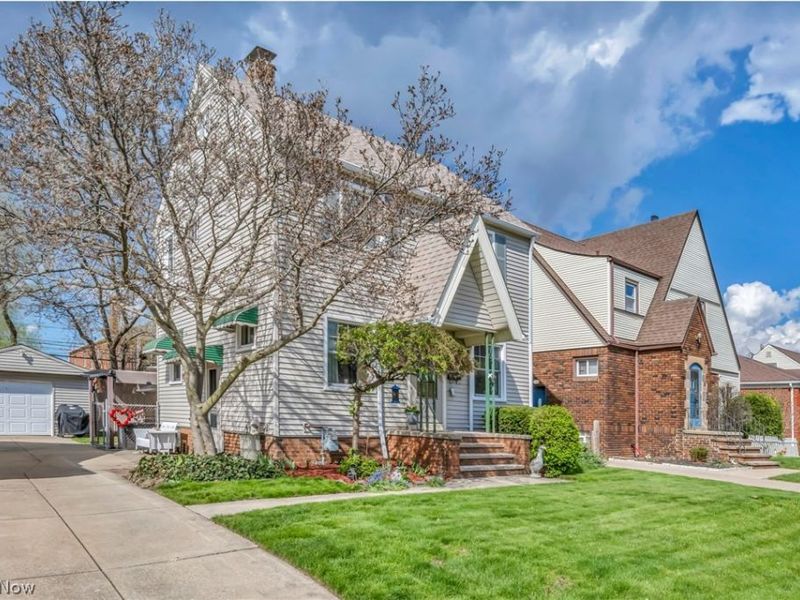 2902 Marmore Avenue, Parma, OH 44134 Photo 3