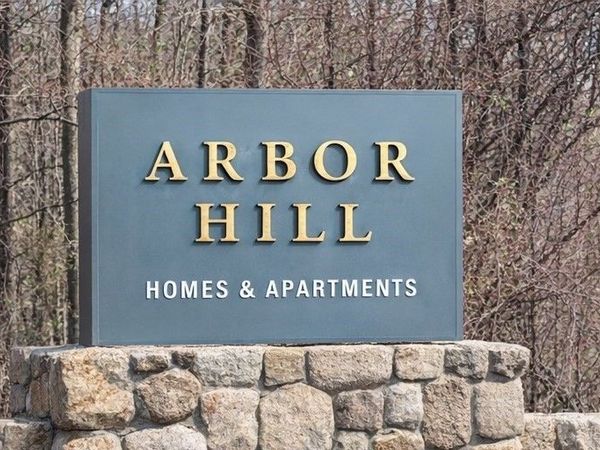 122 Tall Oaks Dr, Unit E, Weymouth, MA 02190