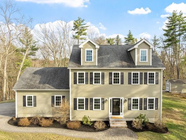 149 Long Hill Rd, Bolton, MA 01740