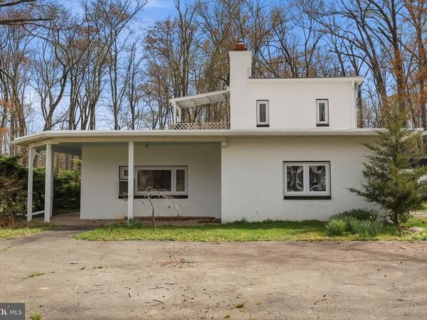 25 DIVERTY ROAD, PENNINGTON, NJ 08534