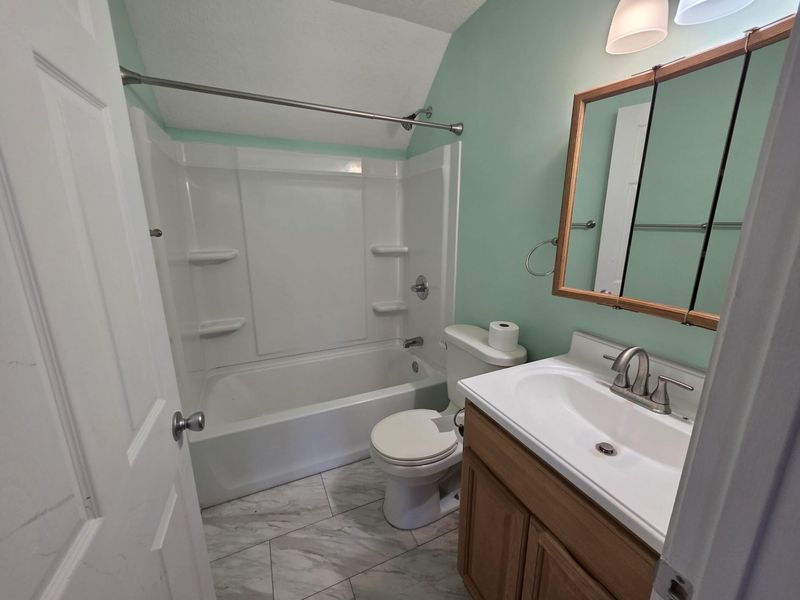 915 W Spring Street, Saint Marys, OH 45885 Photo 10