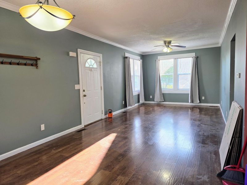 915 W Spring Street, Saint Marys, OH 45885 Photo 2