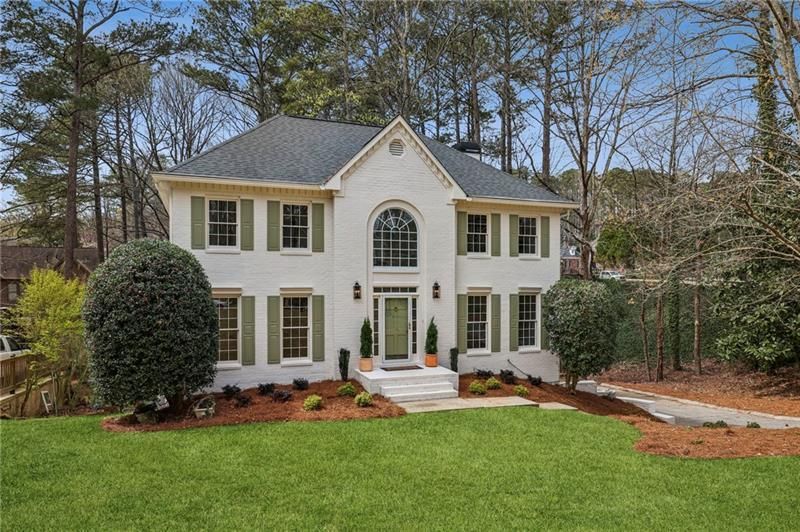 105 Inverness Approach, Roswell, GA 30075 Main Photo