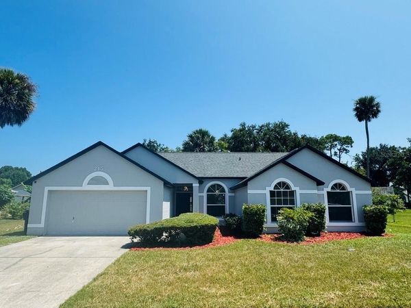 215 HOLLOWBROOK CIRCLE , DAYTONA BEACH, FL 32114
