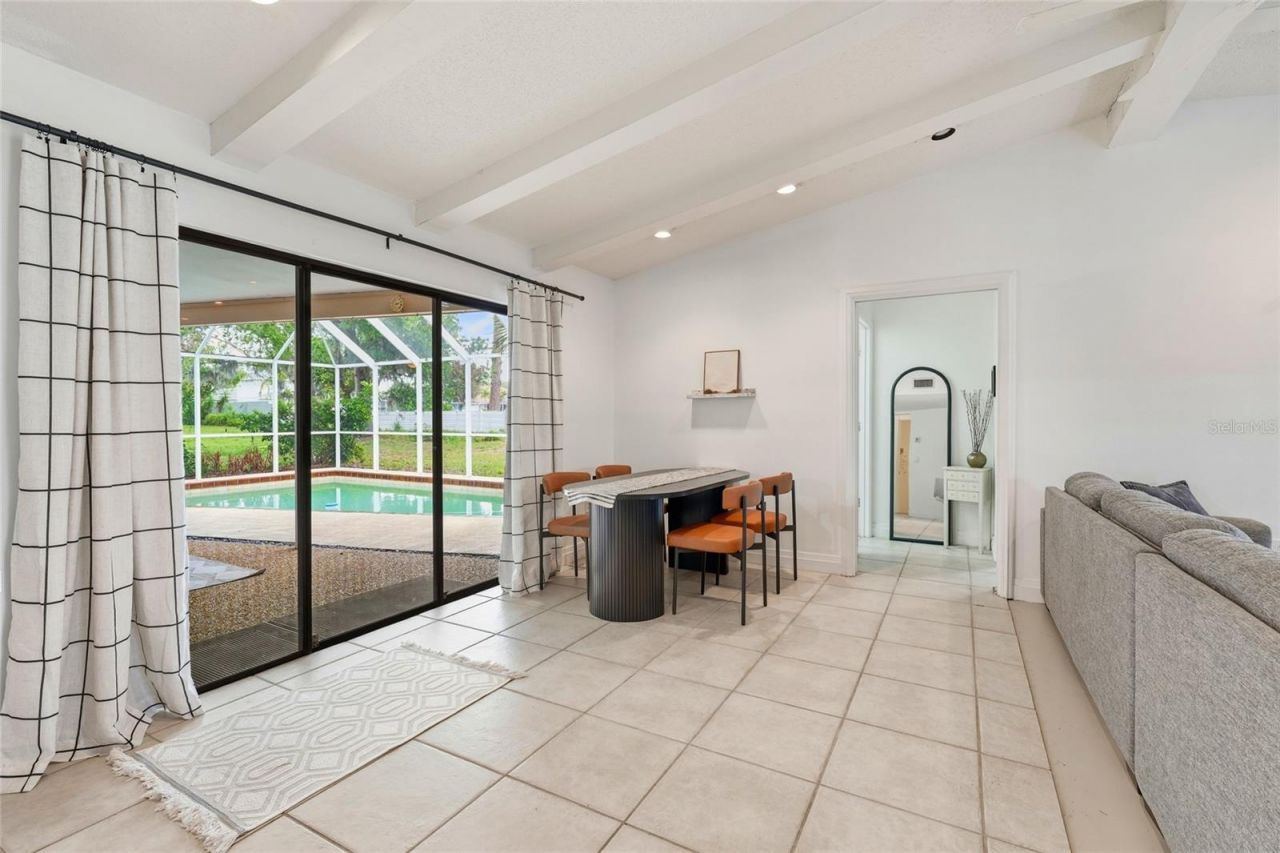 3927 Country View Lane, Sarasota, FL 34233 Photo