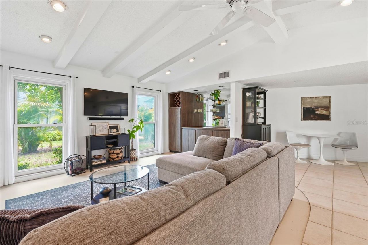 3927 Country View Lane, Sarasota, FL 34233 Photo