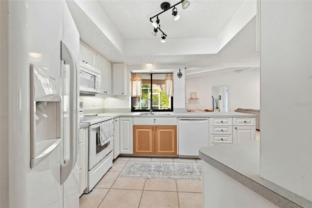 3927 Country View Lane, Sarasota, FL 34233 Photo