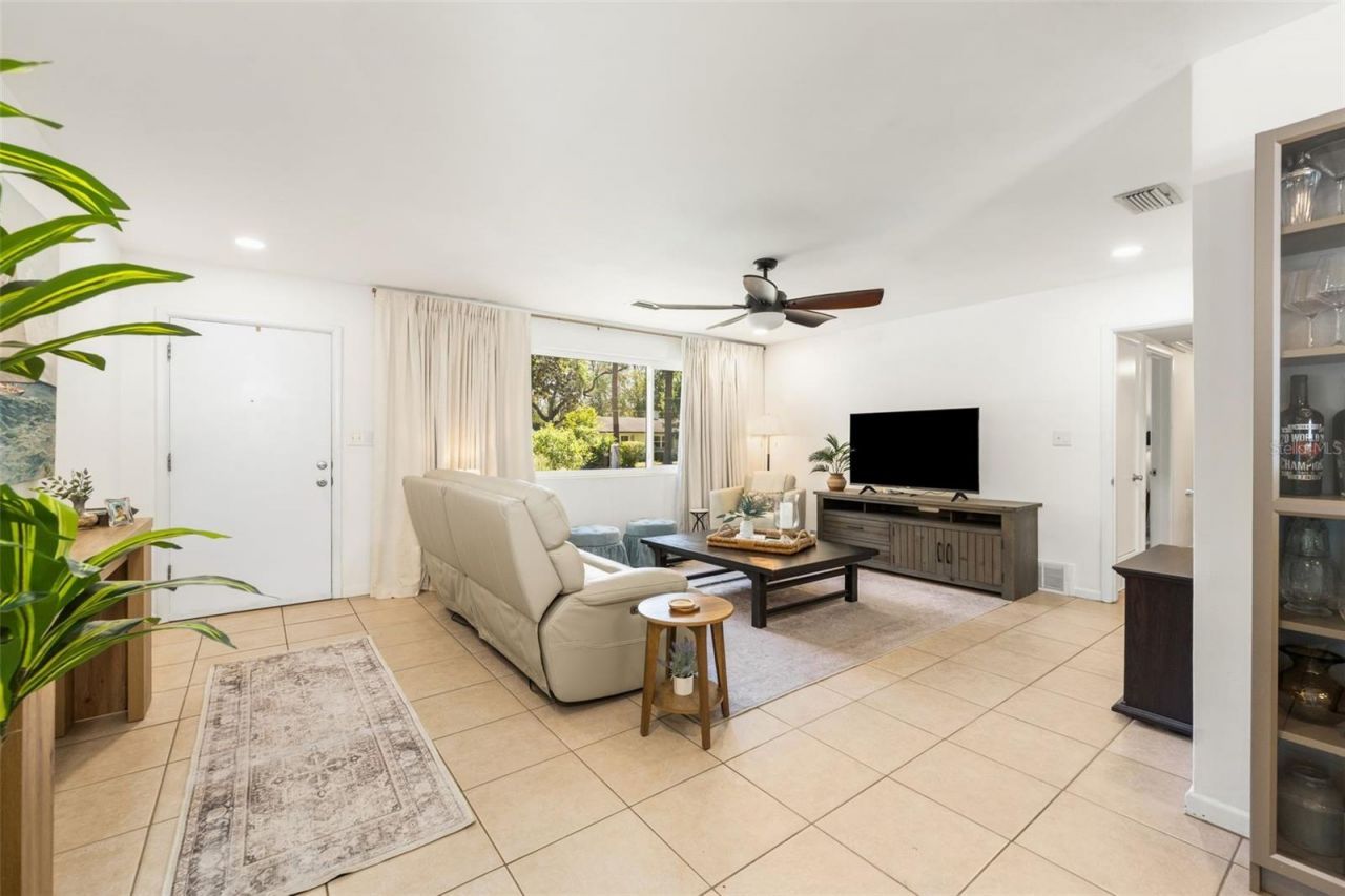 3816 SW 4th Place, Gainesville, FL 32607 Photo