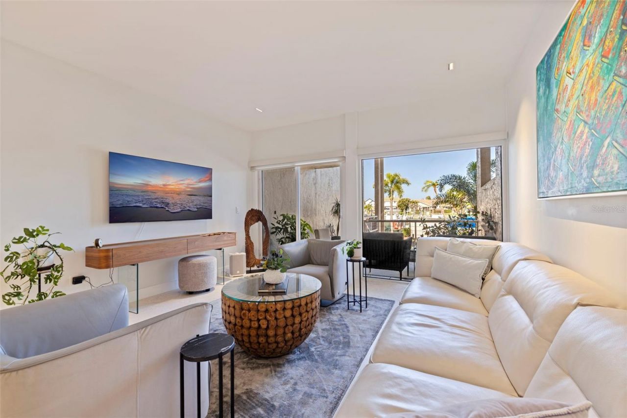 722 Pinellas Bayway S, Unit 104, Tierra Verde, FL 33715 Photo