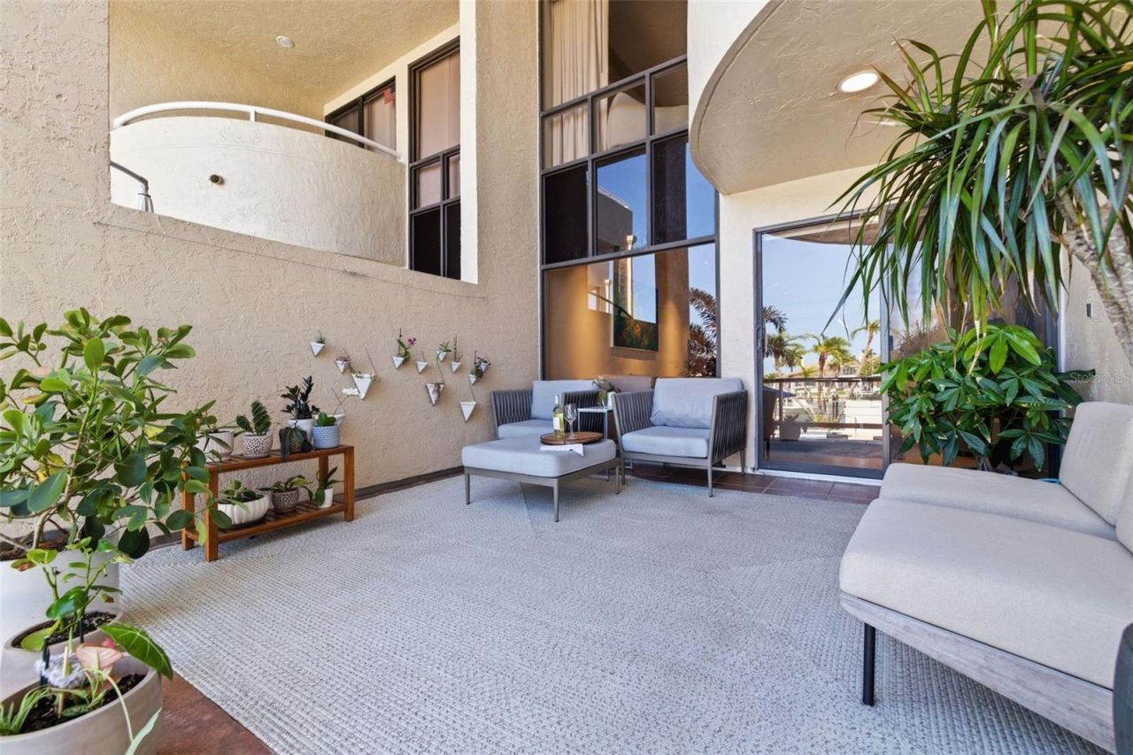 722 Pinellas Bayway S, Unit 104, Tierra Verde, FL 33715 Photo