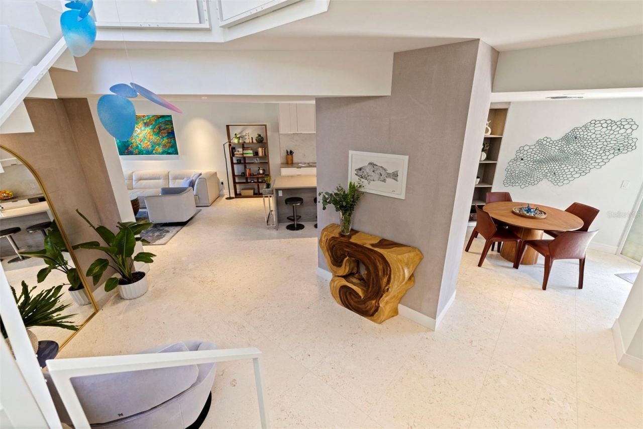 722 Pinellas Bayway S, Unit 104, Tierra Verde, FL 33715 Photo