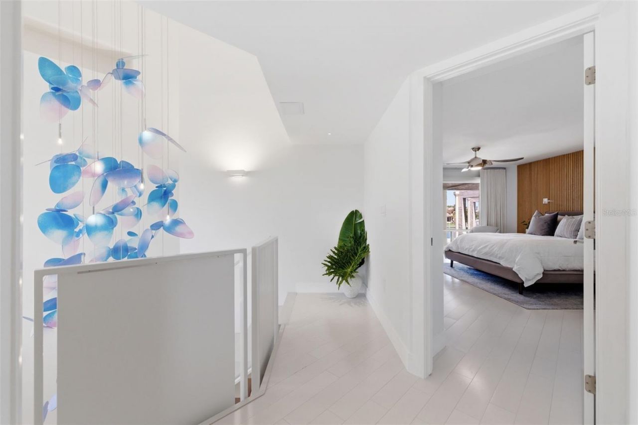 722 Pinellas Bayway S, Unit 104, Tierra Verde, FL 33715 Photo