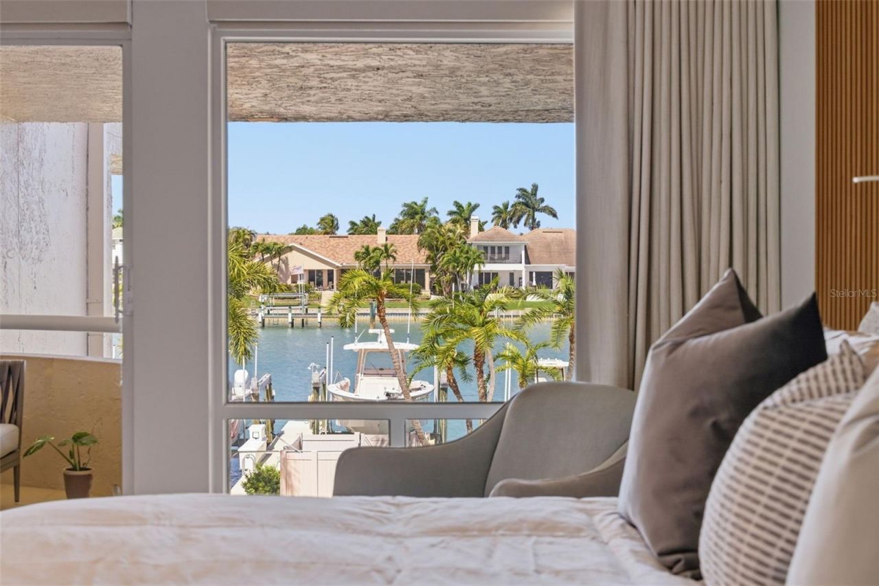 722 Pinellas Bayway S, Unit 104, Tierra Verde, FL 33715 Photo