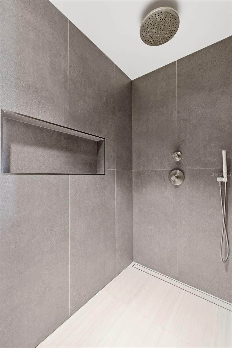 722 Pinellas Bayway S, Unit 104, Tierra Verde, FL 33715 Photo