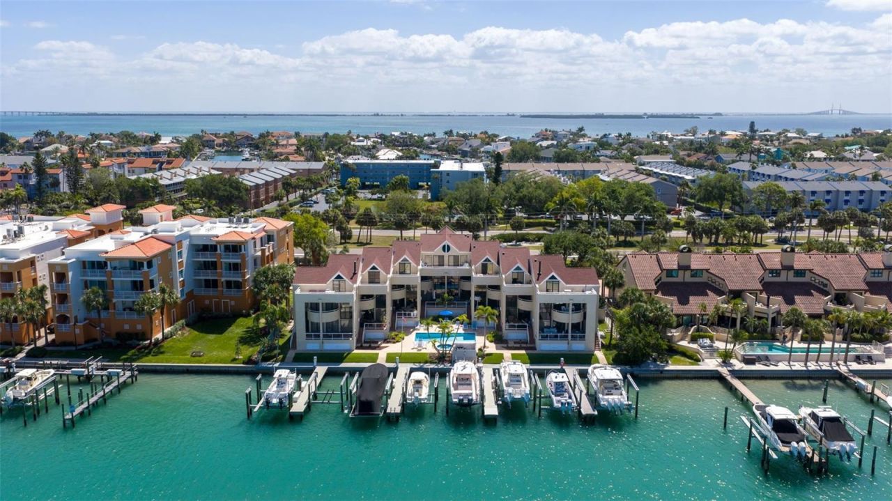 722 Pinellas Bayway S, Unit 104, Tierra Verde, FL 33715 Photo