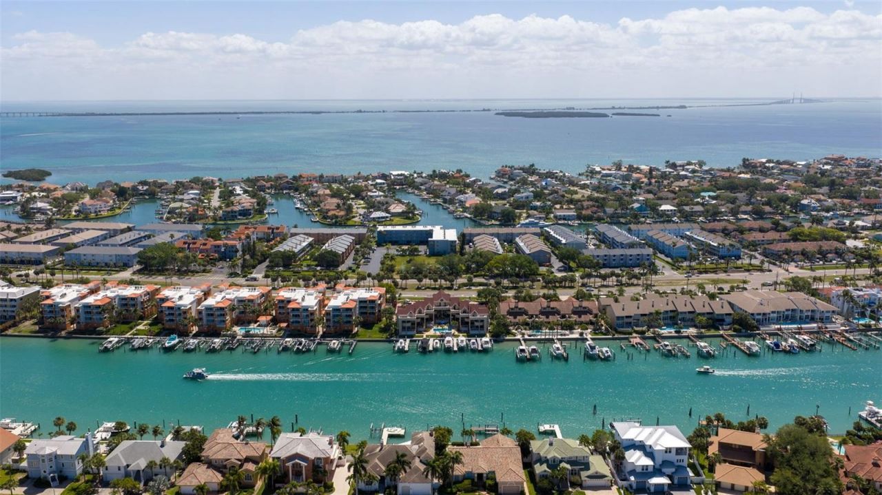 722 Pinellas Bayway S, Unit 104, Tierra Verde, FL 33715 Photo