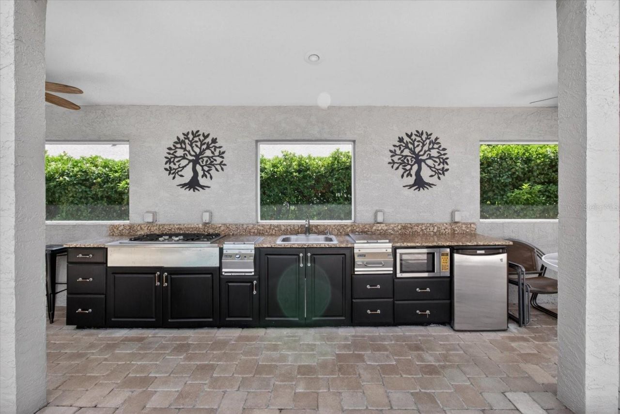 4052 Capitol Drive, Palm Harbor, FL 34685 Photo