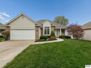 9810 S 175th Circle , Omaha, NE 68136