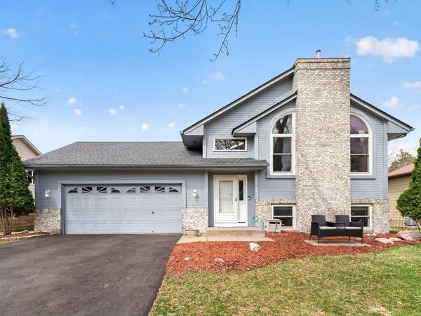 14810 40th Avenue N, Plymouth, MN 55446