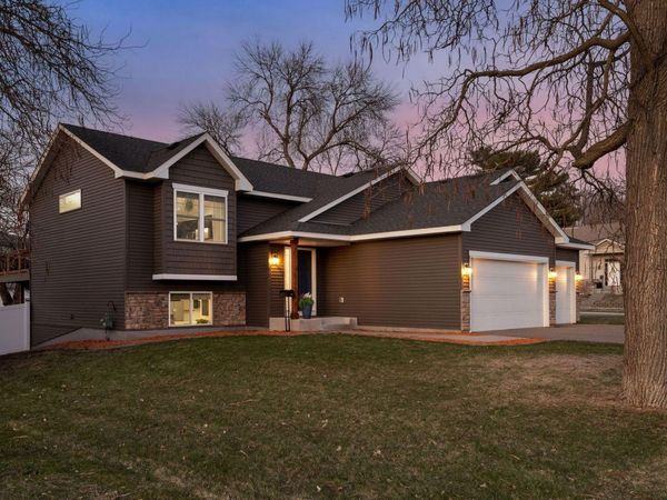 203 Clay Street , Anoka, MN 55303