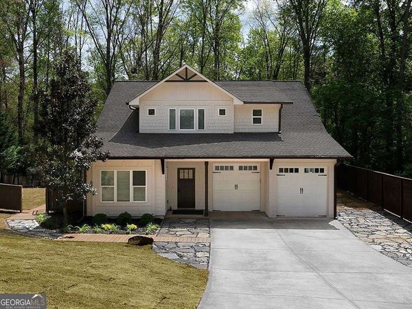7135 Haw Creek Place, Gainesville, GA 30506