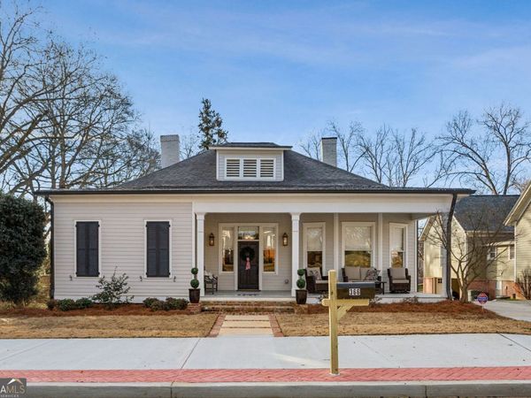366 E Dixie Avenue SE, Marietta, GA 30060