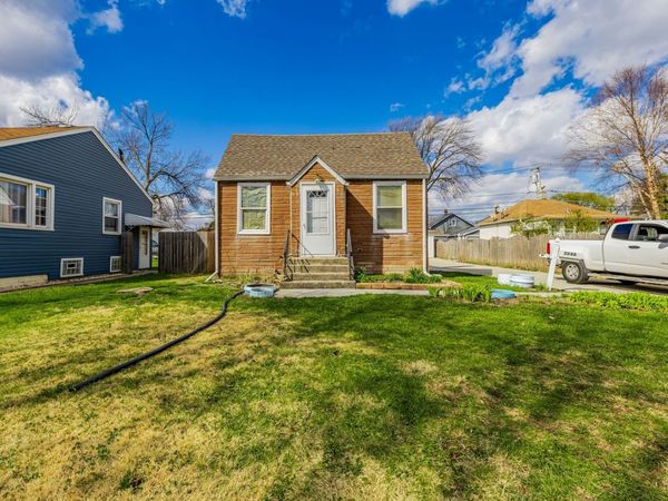 2648 123rd Street , Blue Island, IL 60406