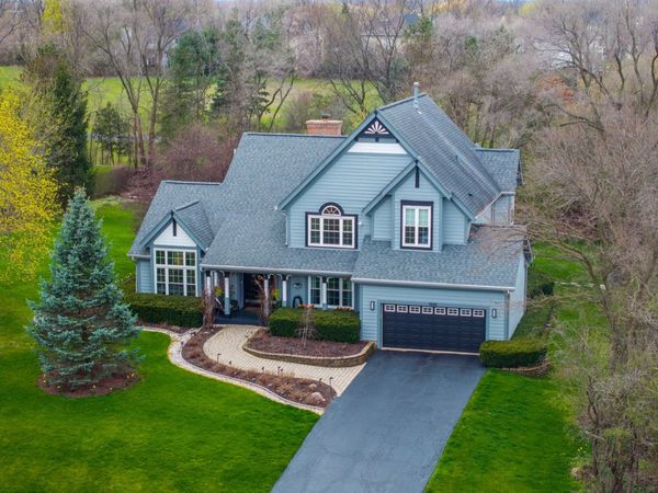 1203 MACINTOSH Drive , Wauconda, IL 60084