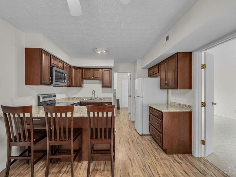 11 Arbor Court, Springdale, OH 45246 Photo 11