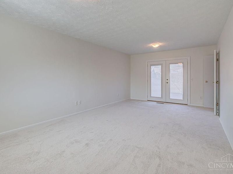 11 Arbor Court, Springdale, OH 45246 Photo 5