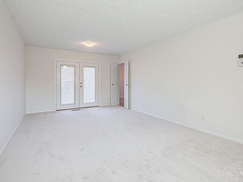 11 Arbor Court, Springdale, OH 45246 Photo 6