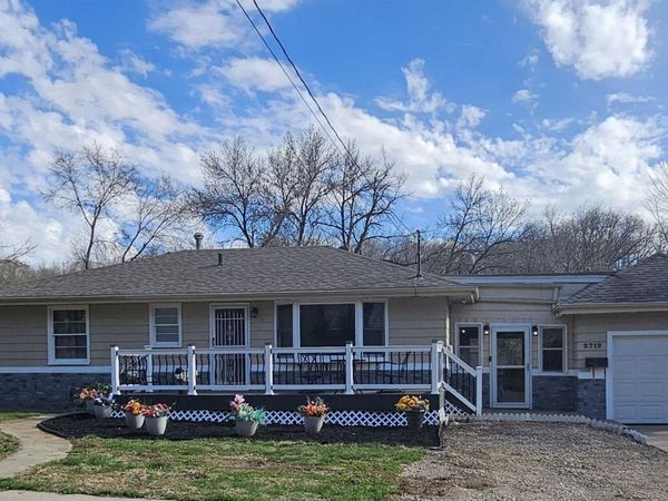 2712 10TH ST, Sioux City, IA 51105