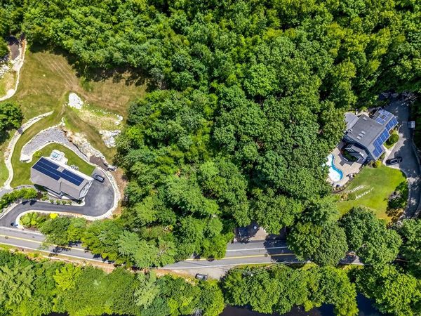 1600 West St, Stoughton, MA 02072