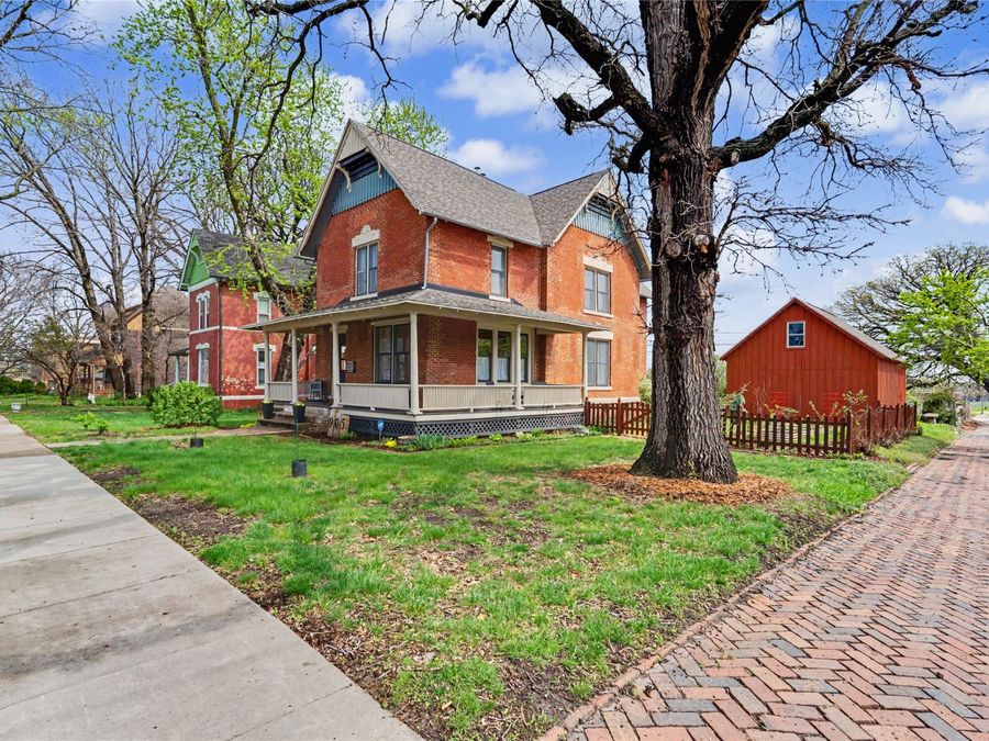 Property Image 1