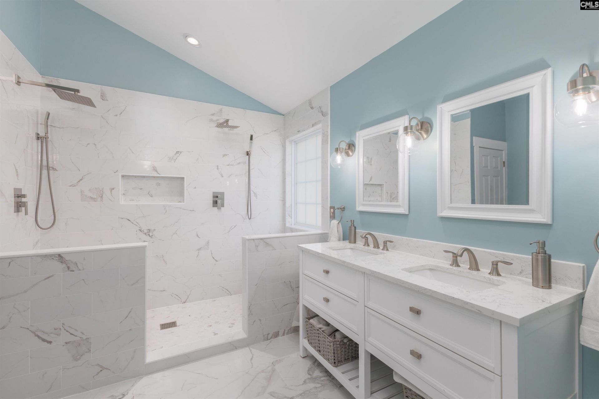 400 Buckthorne Drive  Photo 18