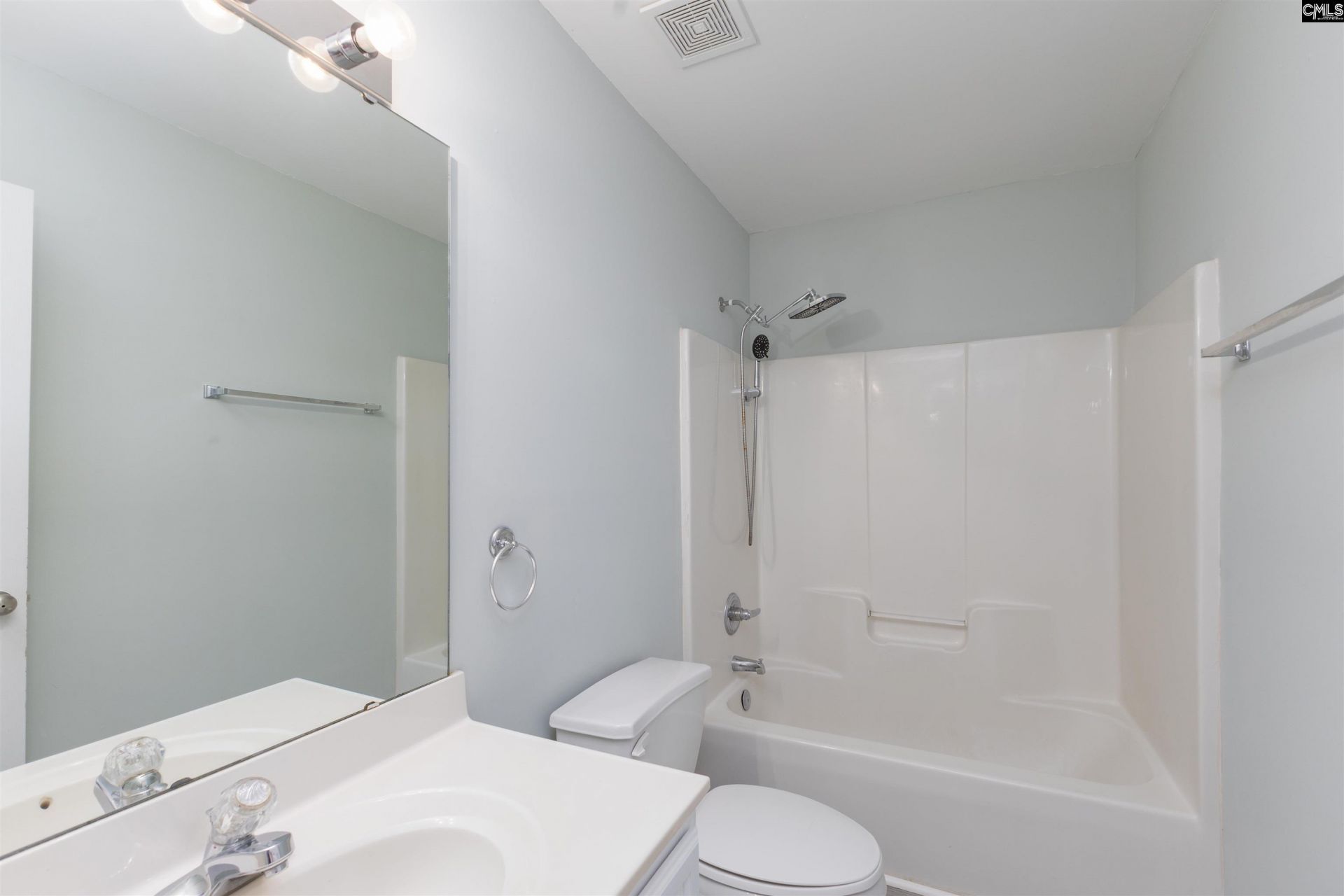 400 Buckthorne Drive Photo 25