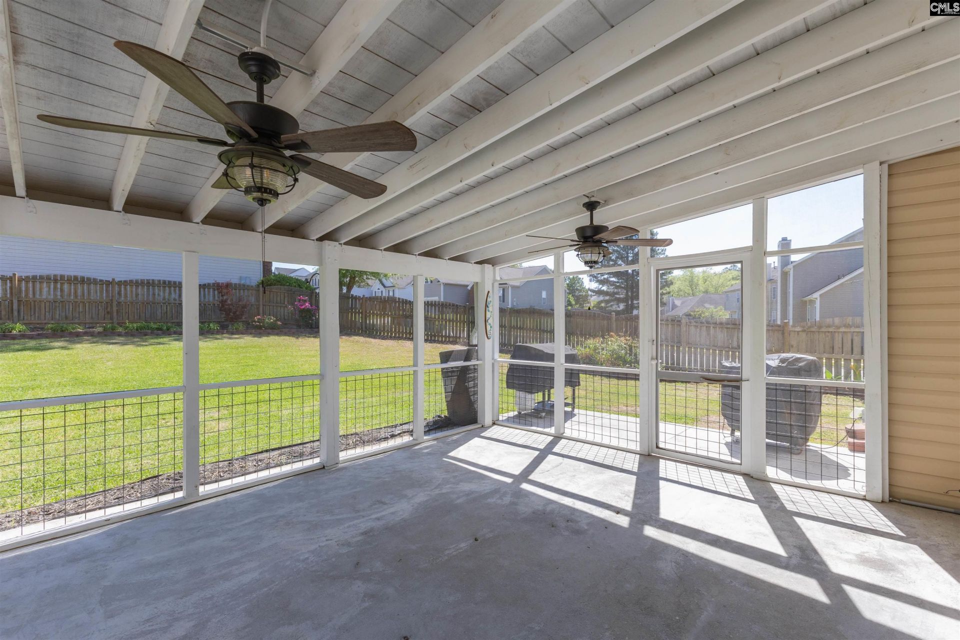 400 Buckthorne Drive  Photo 30