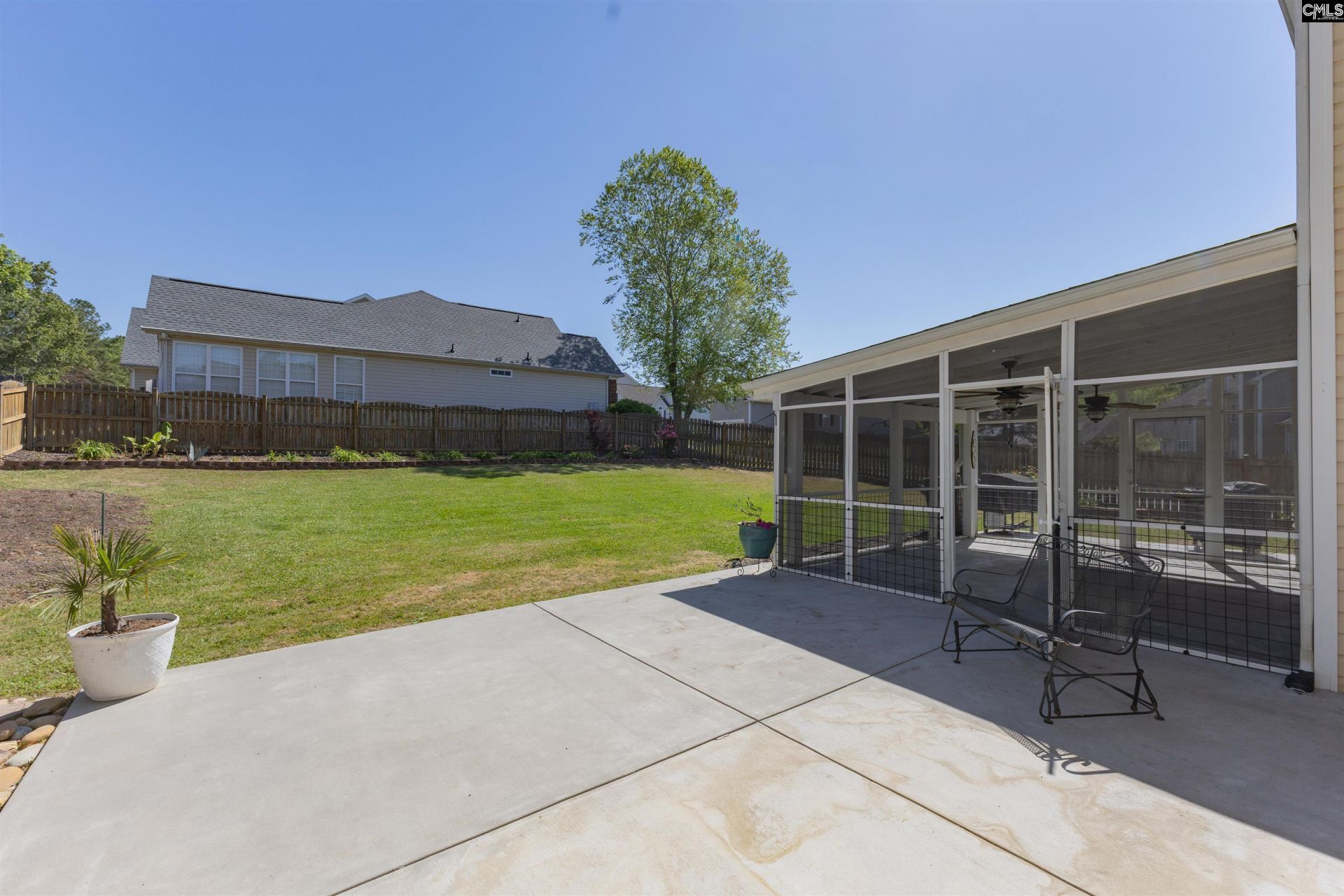 400 Buckthorne Drive Photo 32