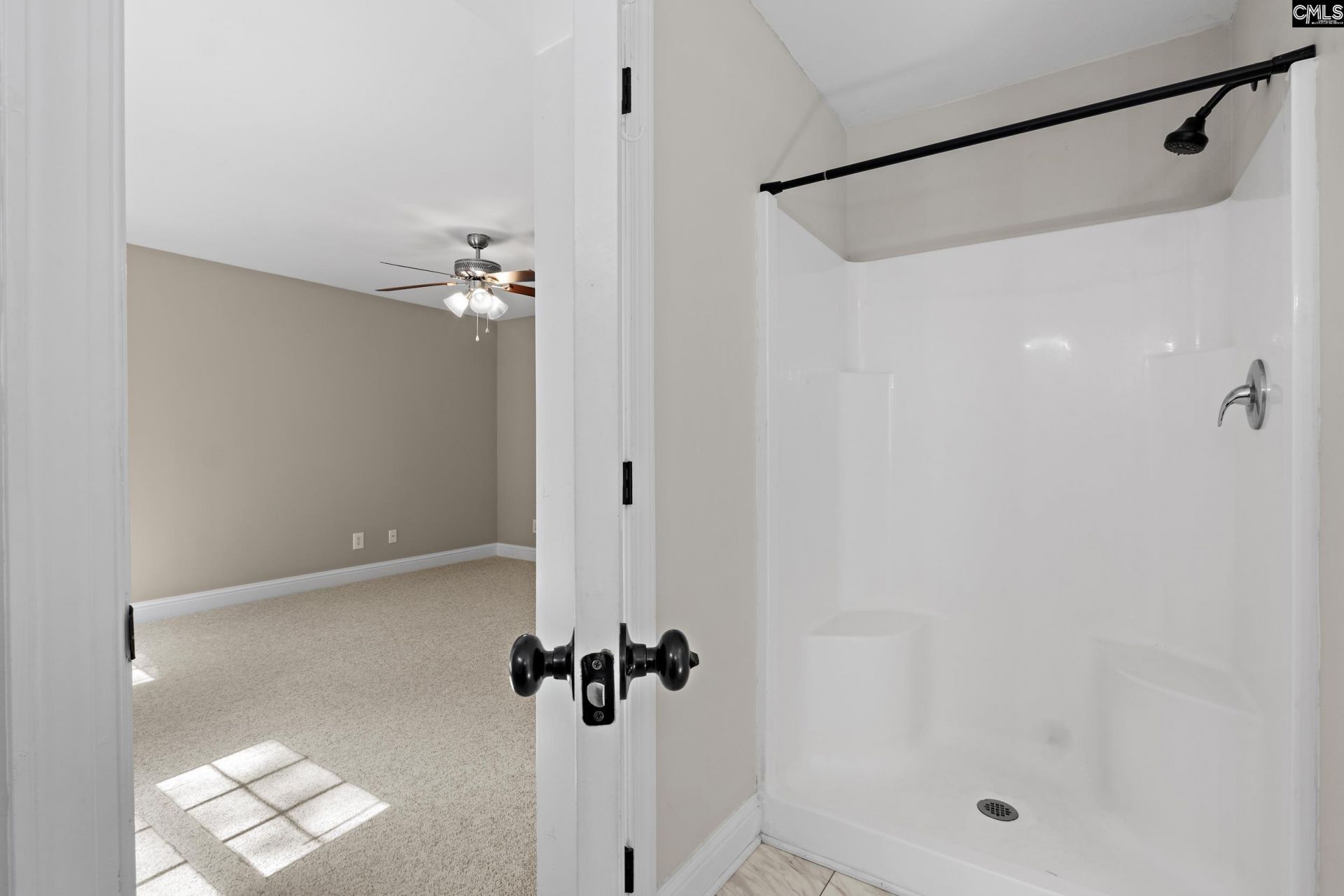 1044 Coatesdale Road  Photo 21