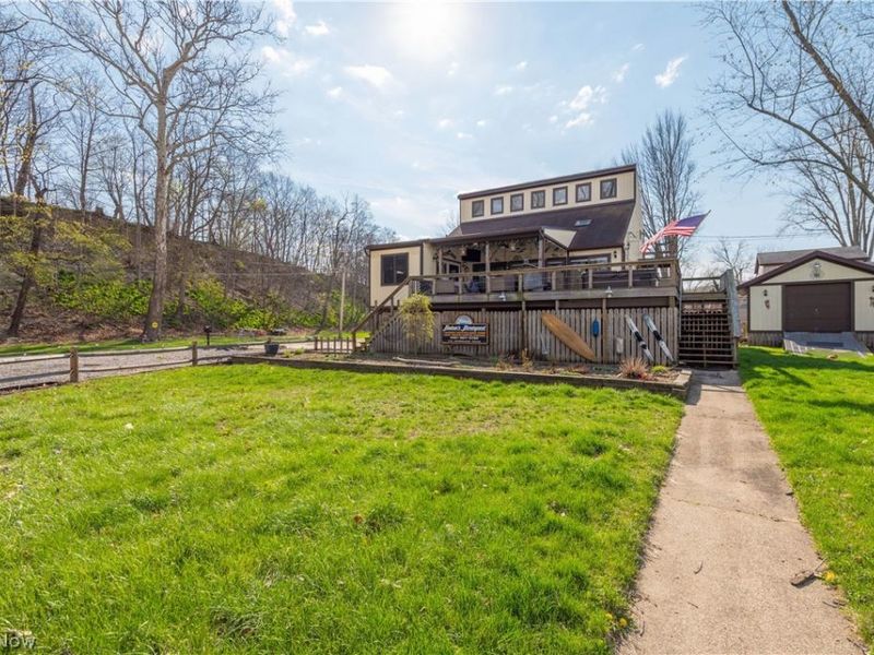 1000 Riverside Drive, Vermilion, OH 44089 Photo 1