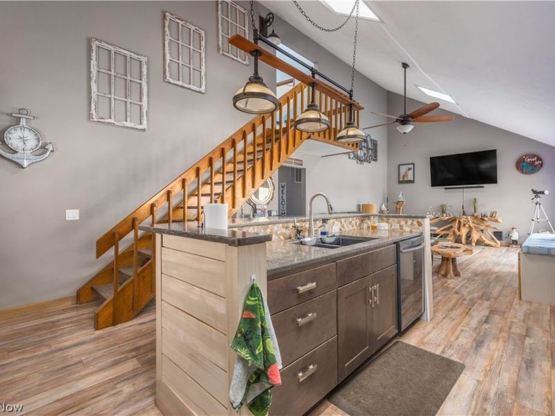 1000 Riverside Drive, Vermilion, OH 44089 Photo 11