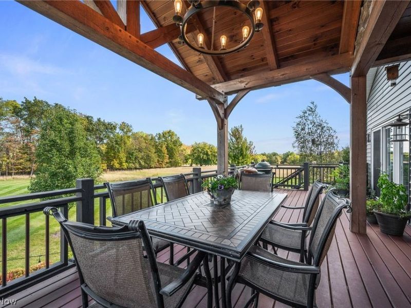 577 Lyonswood Drive, Hinckley, OH 44233 Photo 10