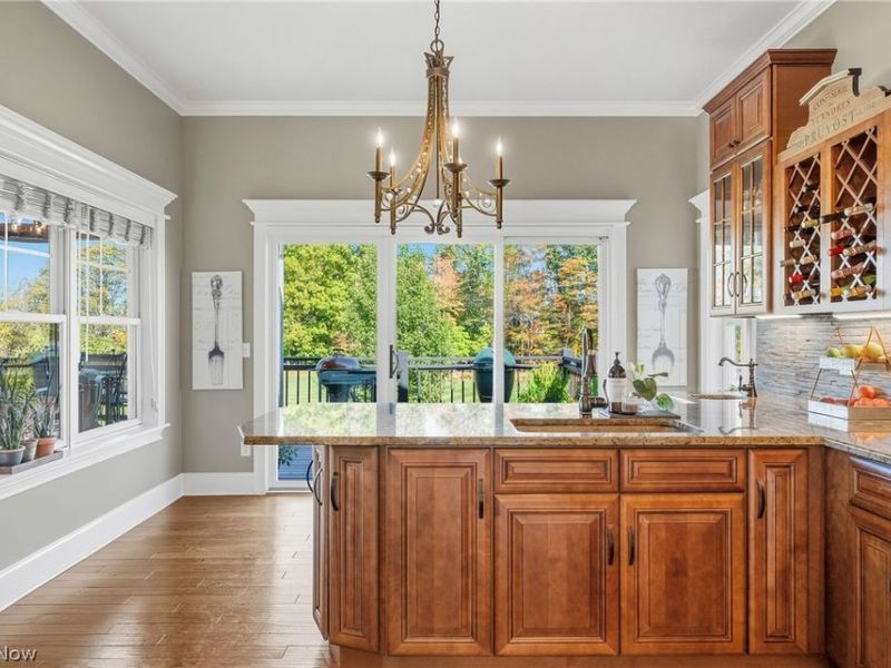 577 Lyonswood Drive, Hinckley, OH 44233 Photo 17